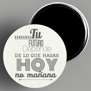 TU Futuro Quote Spanish Language 3.5" Magnet